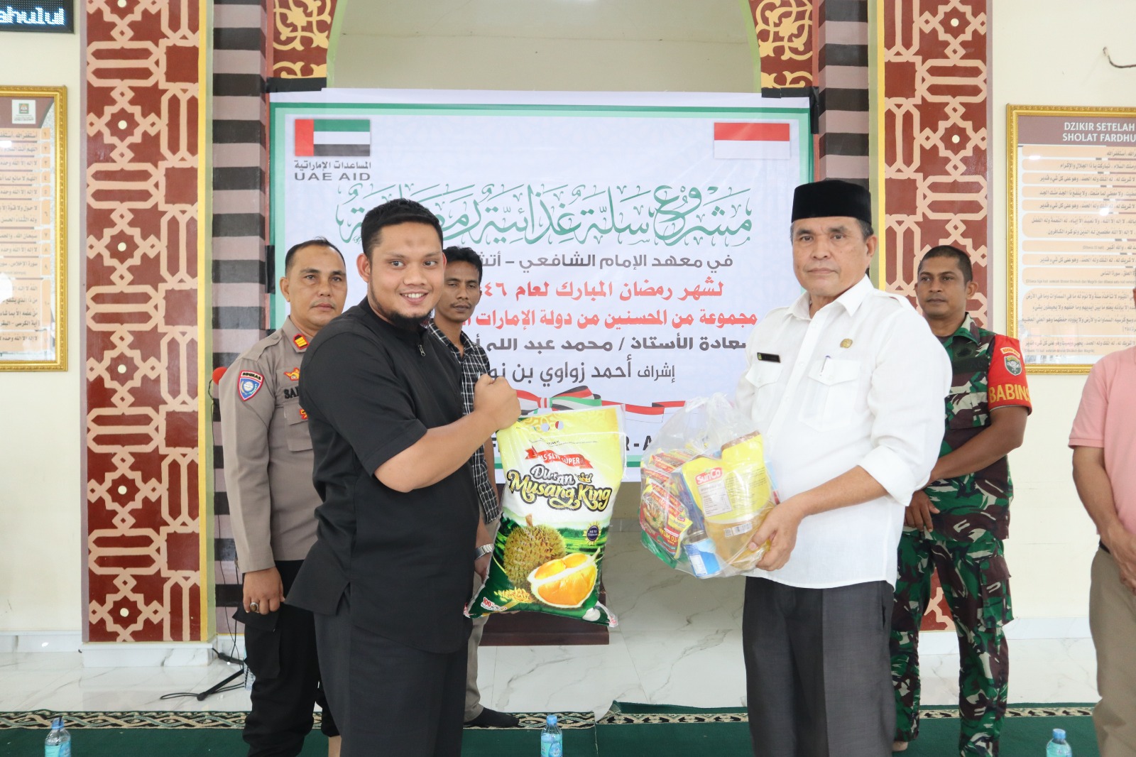 Sambut Ramadhan, Pesantren Imam Syafi'i Bagikan Paket Sembako